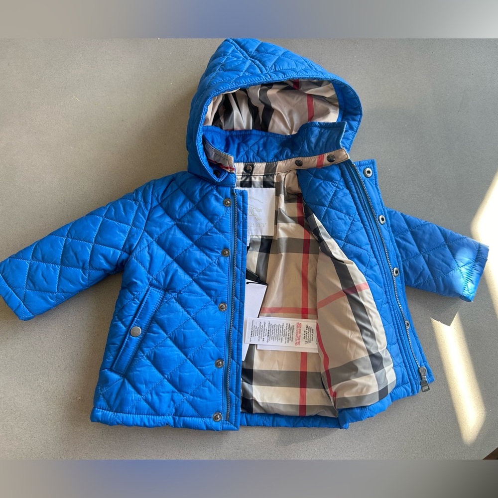 NWT Burberry Children Quilted Jacket w/removable hood- 6 months